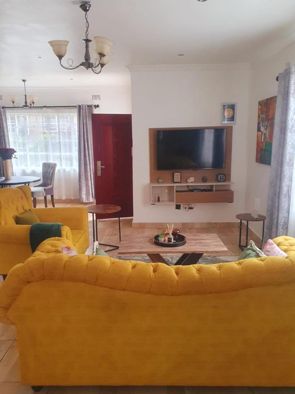 Crystal Apartments Lilongwe Exterior photo