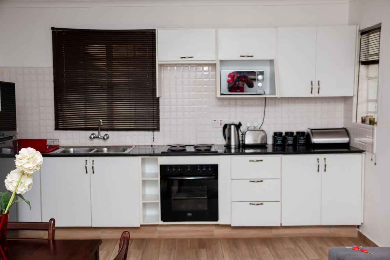 Crystal Apartments Lilongwe Exterior photo