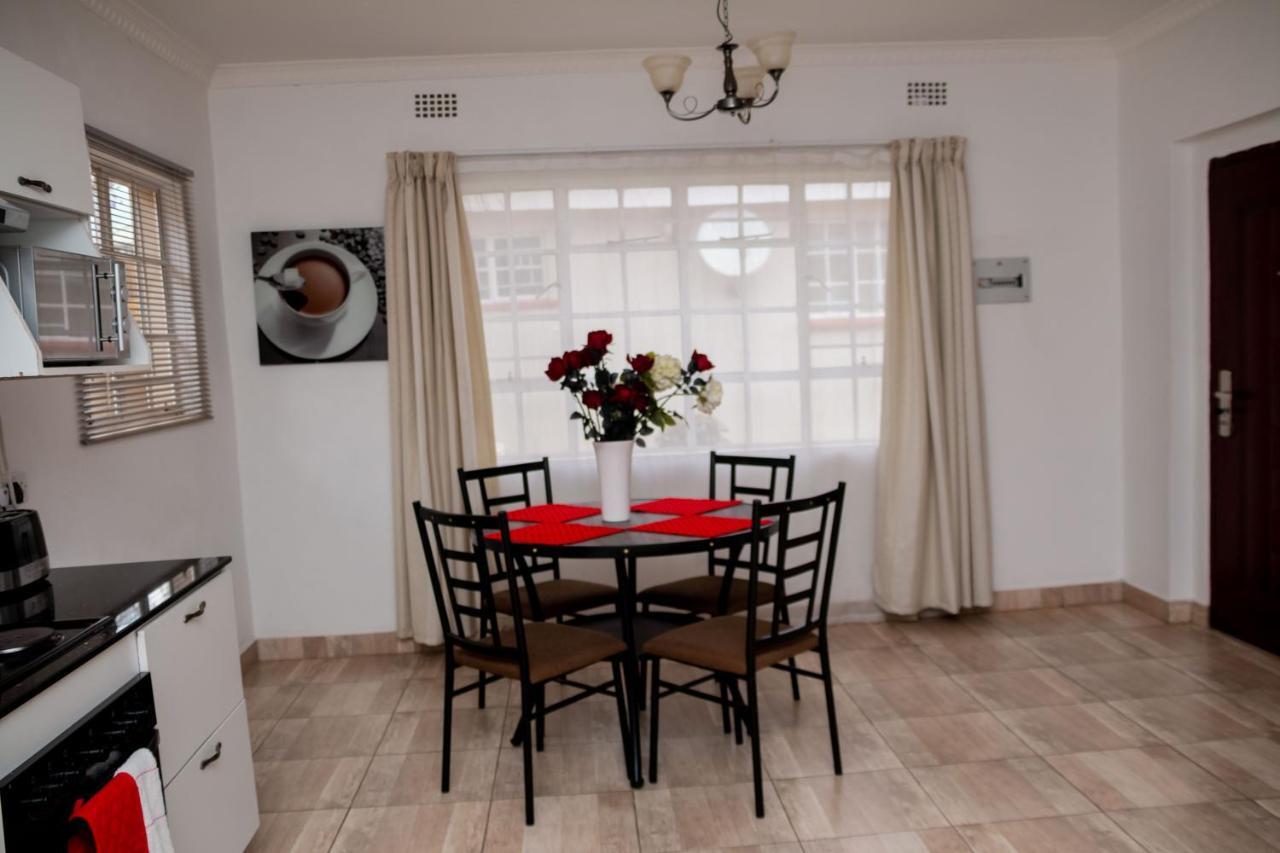Crystal Apartments Lilongwe Exterior photo